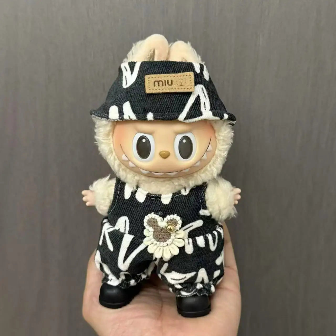 Only Clothes For Labubu Pendant Doll Clothing 17cm Skirt Dressing Set Halloween Baby Dolls Cute Toy Gift Wings Fashion Trend